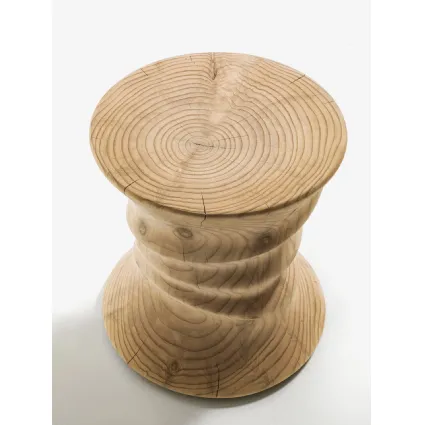 Sgabello Squeeze in legno massello di cedro profumato di Riva1920