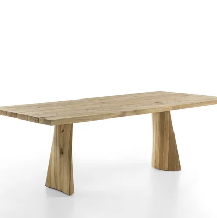 Tavolo Solid Swing outdoor in legno massello di cedro di Riva1920