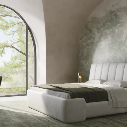 Letto in pelle con testiera Briq di Natuzzi
