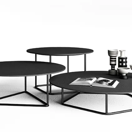 Tavolini con top in cemento antracite Circus di Minotti Italia