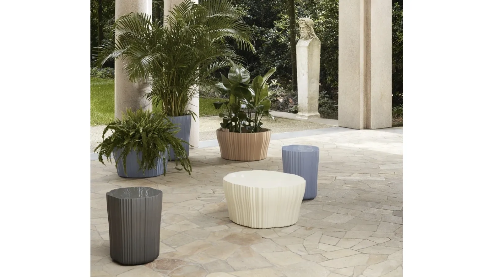 Tavolini in polietilene Corteza di Kartell