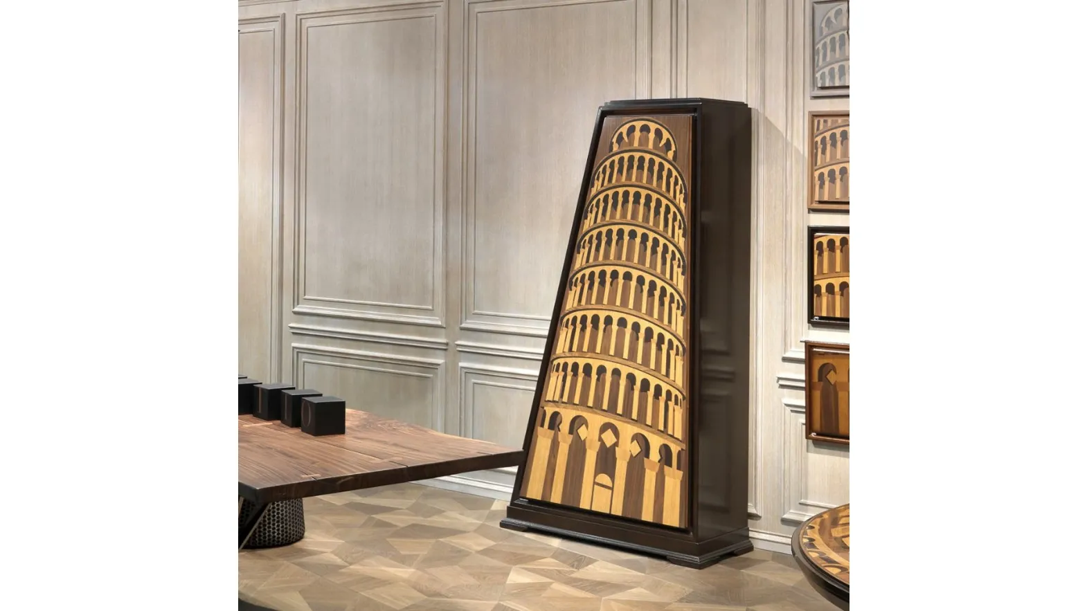 Mobile contenitore in legno intarsiato Palazzi Torre di Pisa di Arte Brotto