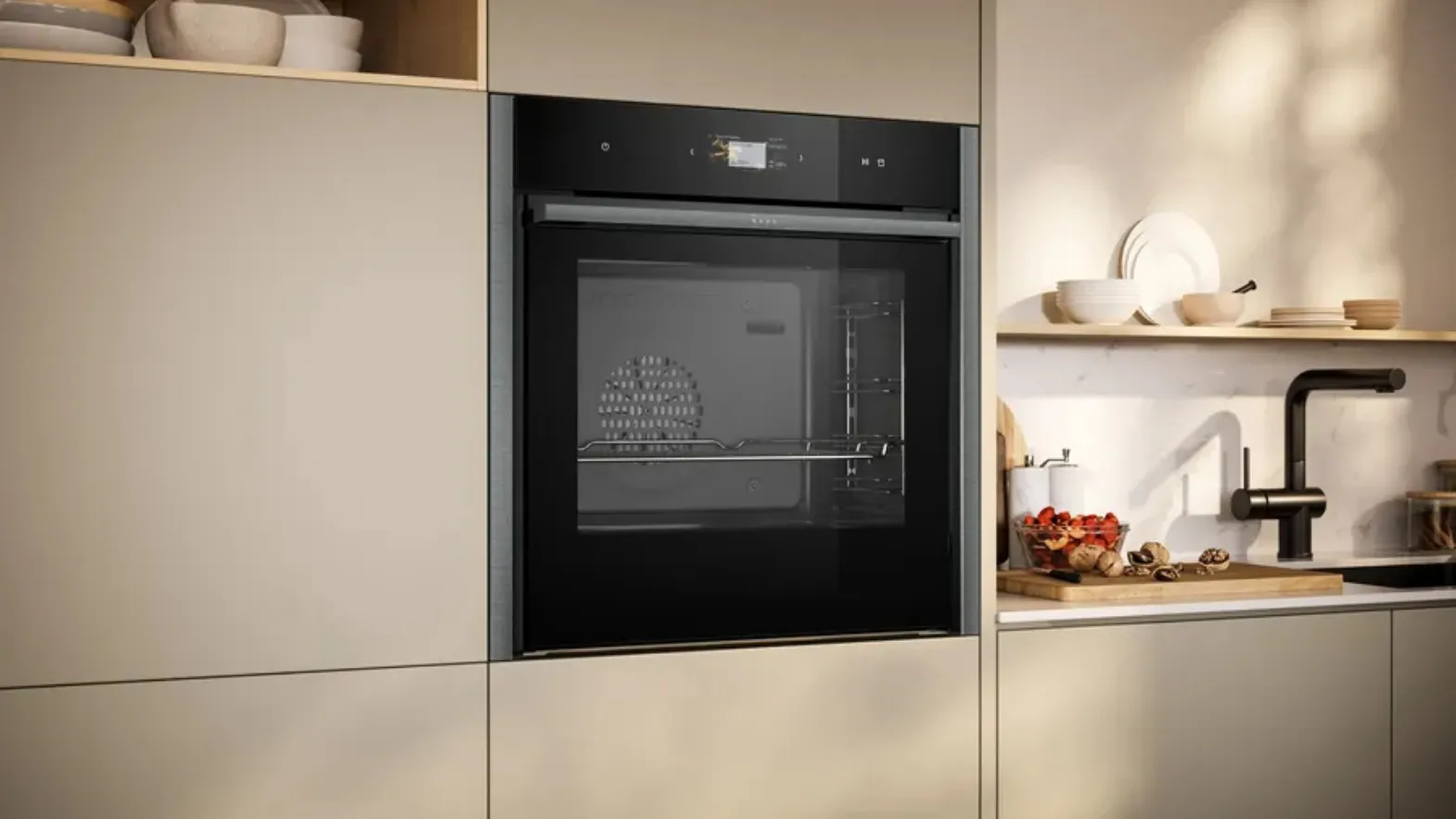 Forno da incasso a vapore N90 S&H di NEFF