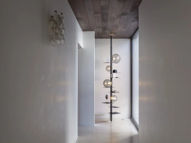 Lampada terra-soffitto Adelaide di Mogg