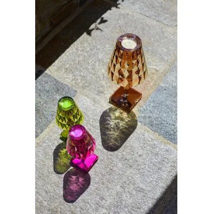 Lampada ricaricabile Big Battery Outdoor in plexiglas di Kartell