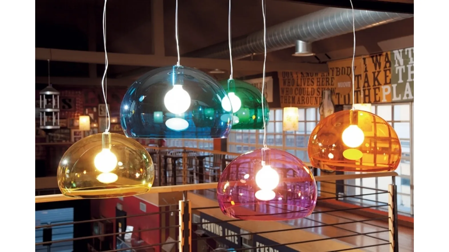 Lampada a sospensione in Pmma Big Fl/y di Kartell