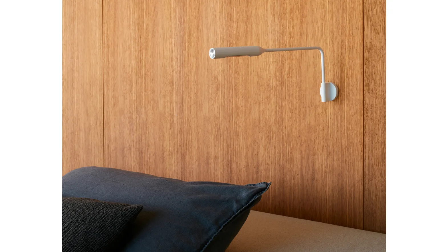 Lampada da parete Flo Wall di Lumina