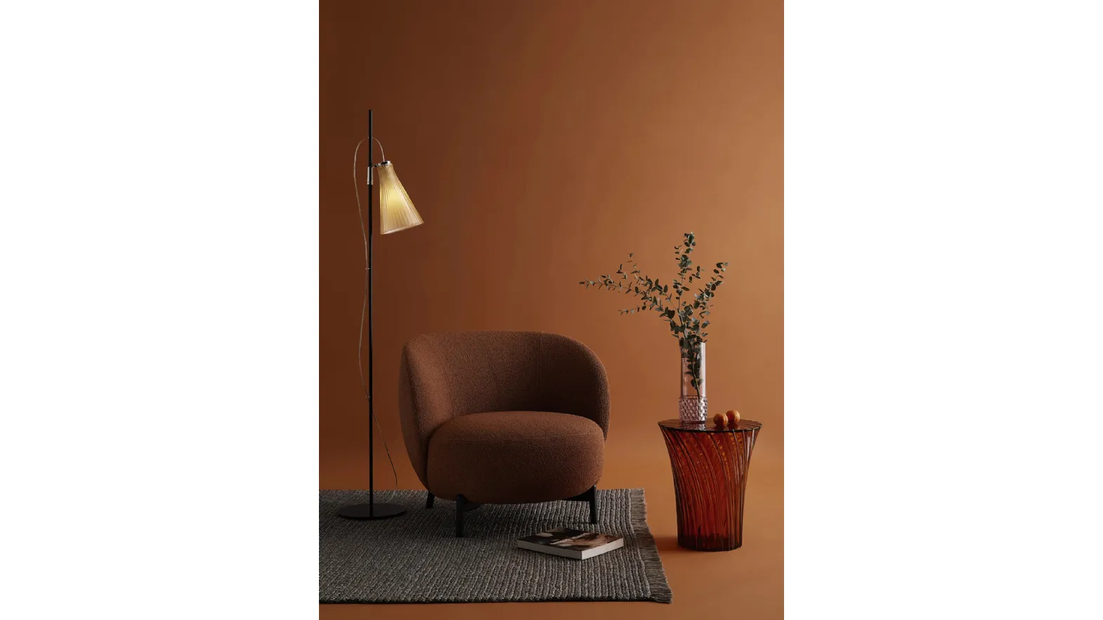 Lampada da terra K-Lux in acciaio con diffusore in plexiglas di Kartell