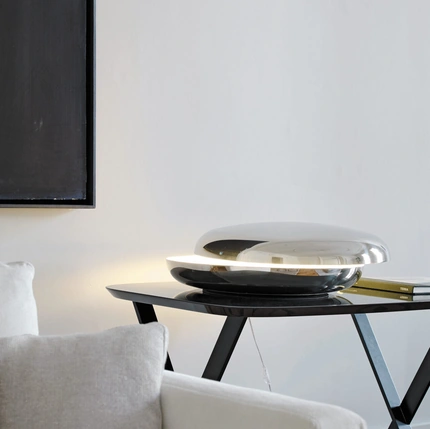 Lampada da tavolo Loop di Fontana Arte