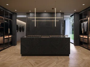 Cabina Armadio Life Ca’ Pisani in legno massello con lavorazione tridimensionale e vetro di Arte Brotto