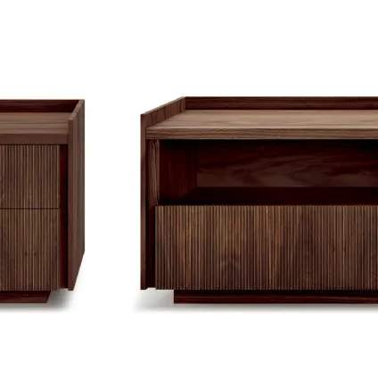 Comodino Revo Night Table in legno listellare impiallacciato di Riva1920