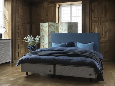 Letto con testiera Astoria di Duxiana