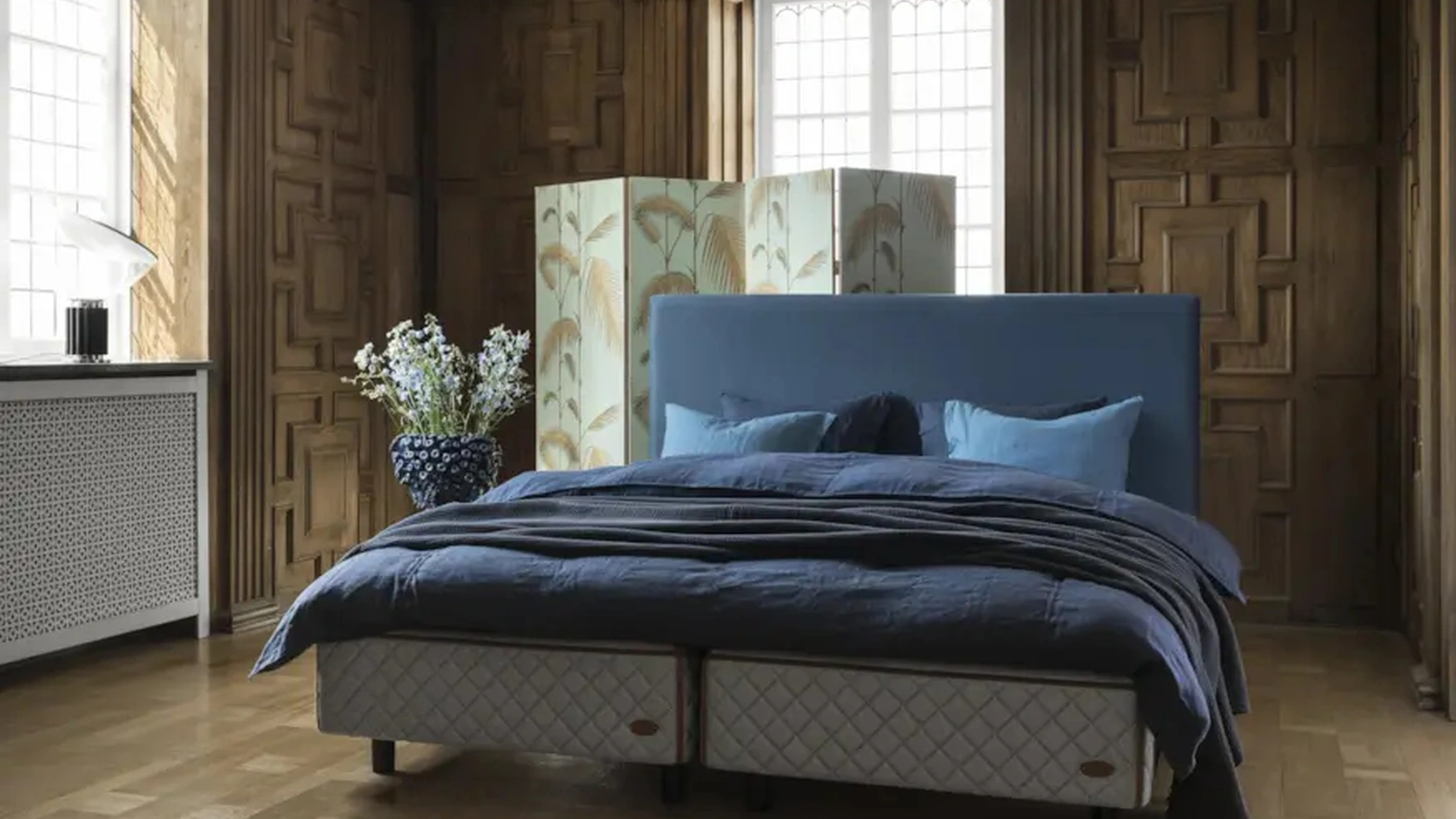 Letto con testiera Astoria di Duxiana