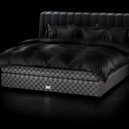 Letto in tessuto con testiera Drēmər Phantom Charcoal di Hastens