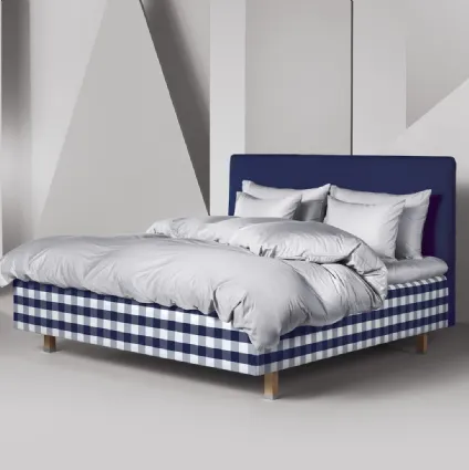 Letto Excel matrimoniale in legno e tessuto di Hästens