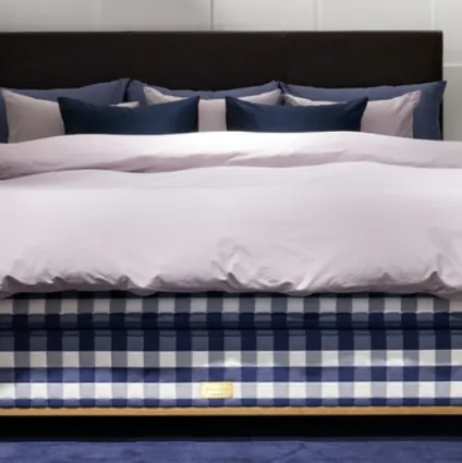 Letto con testiera Marquis di Hastens