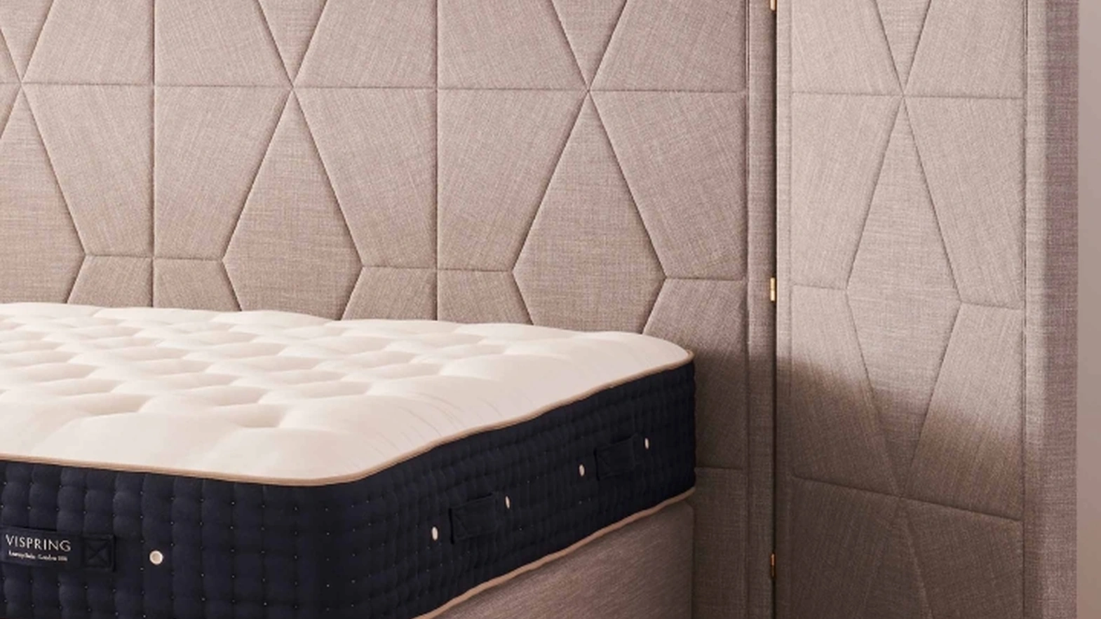 Letto con testiera Grand Berkeley di Vispring