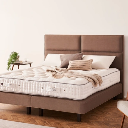 Letto imbottito Victoria di Vispring