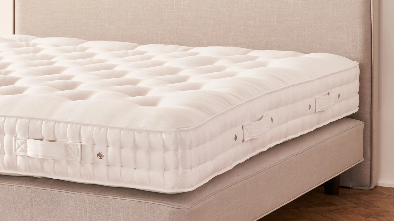 Letto in tessuto Palladio di Vispring