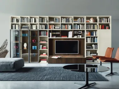 Libreria con vano porta TV Modo M6C63 in Rovere termotrattato e laccato opaco di Sangiacomo