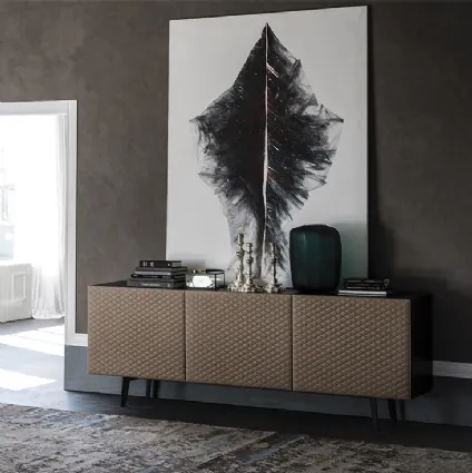 Madia in legno con ante rivestite in ecopelle Absolut di Cattelan Italia
