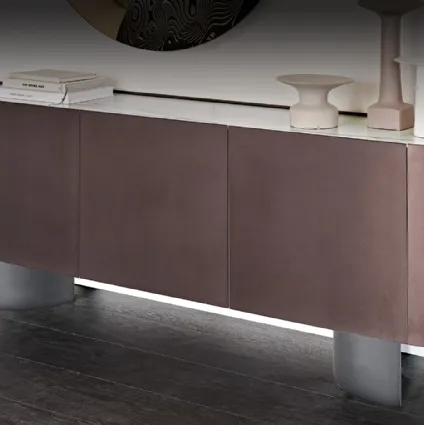 Madia in legno rivestita in metallo verniciato goffrato bronzo Savoy di Cattelan Italia
