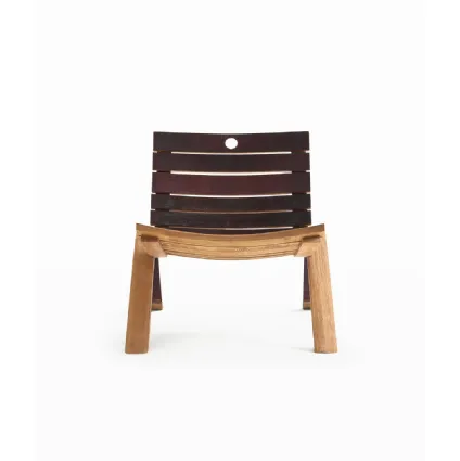 Poltroncina in legno di Rovere Barrique Etta di Riva1920