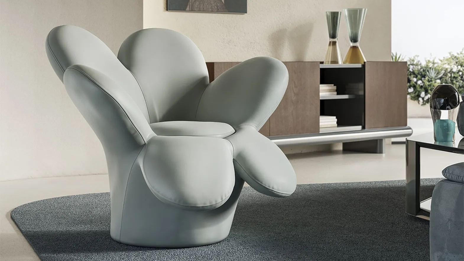 Poltrona di design Fiore di Natuzzi