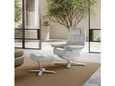 Poltrona relax in pelle Re Vive Quilted di Natuzzi