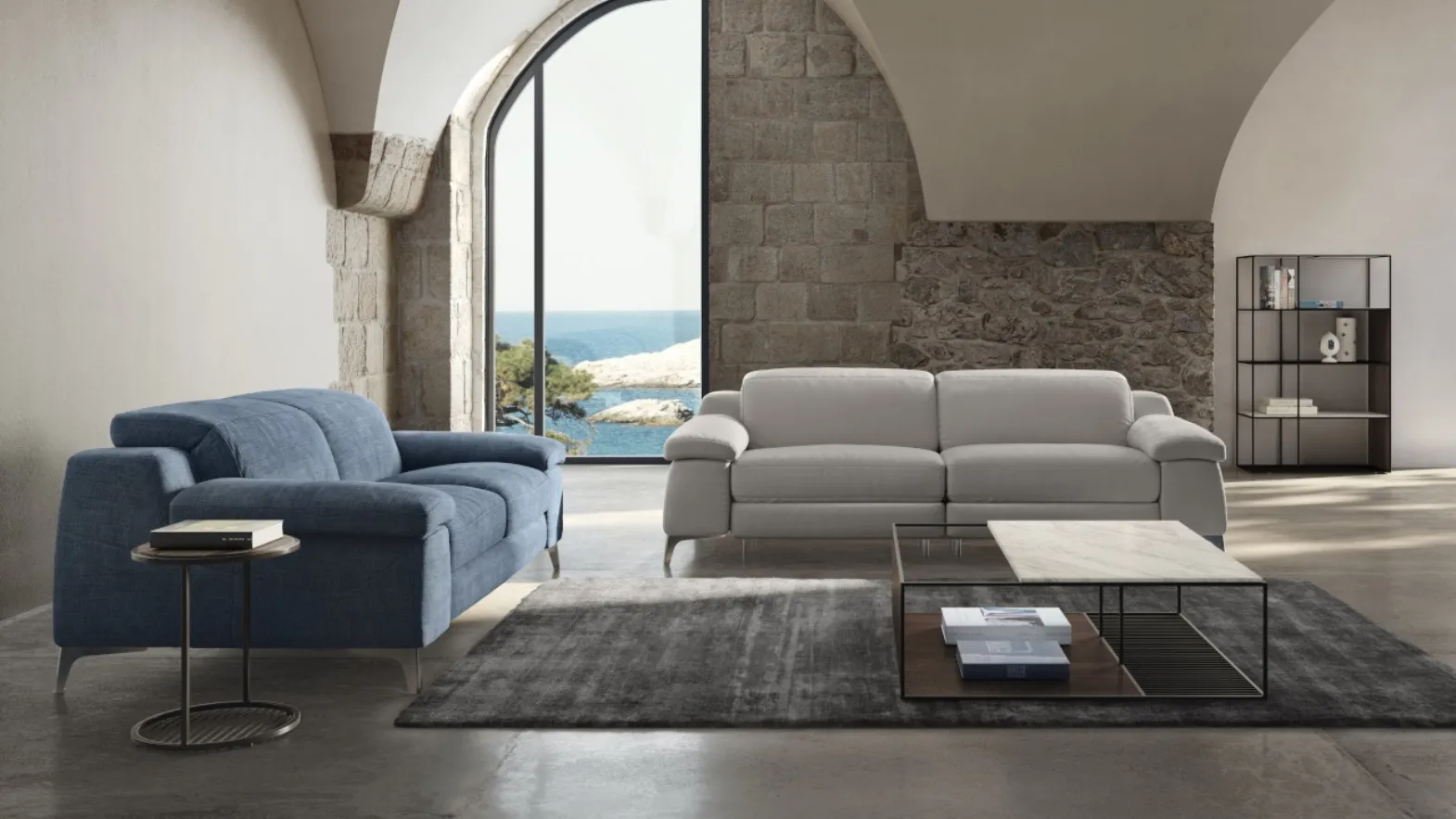 Divano lineare in tessuto Duca di Natuzzi