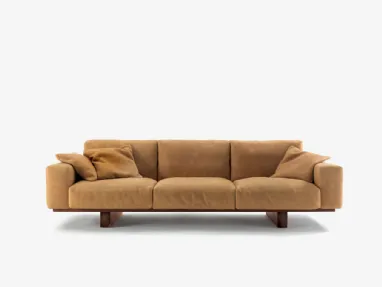 Divano lineare Utah Sofa in pelle con struttura in legno di Riva1920