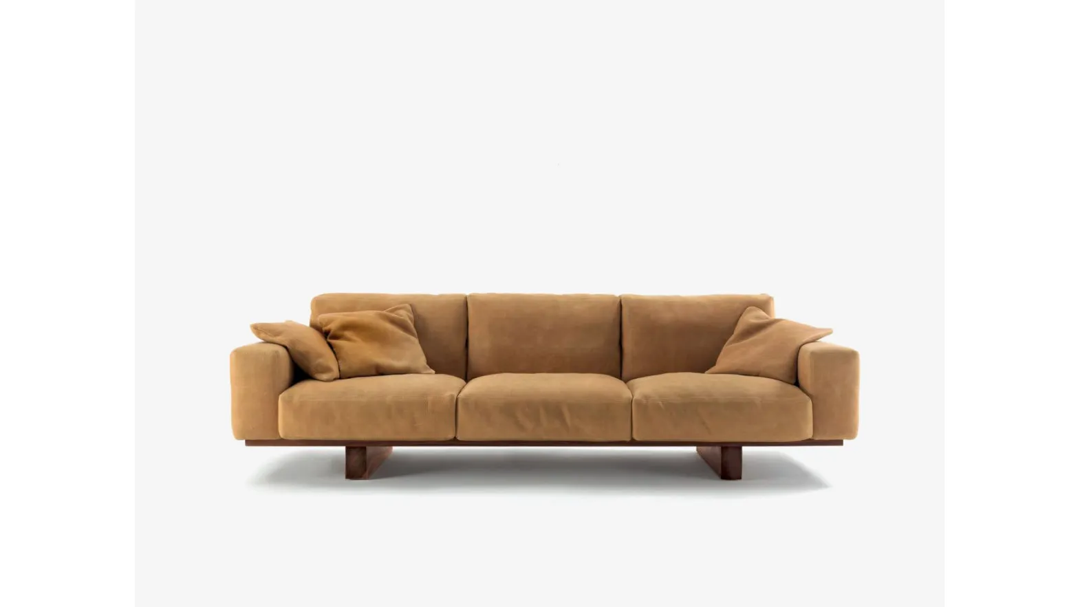 Divano lineare Utah Sofa in pelle con struttura in legno di Riva1920