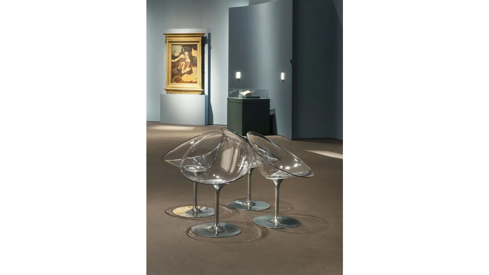 Sedia Eroisi di Kartell