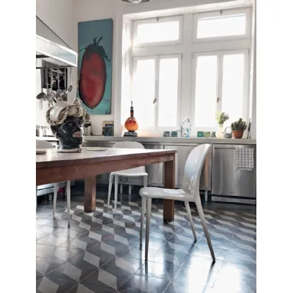Sedia Thalya di Kartell