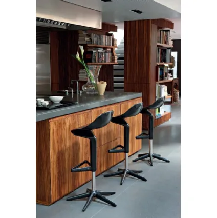 Sgabello Spoon Stool in polipropilene Nero di Kartell