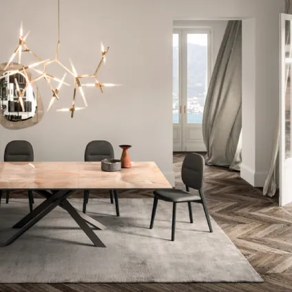 Tavolo rettangolare in marble glass e base in metallo 4X4 Allungabile di Ozzio