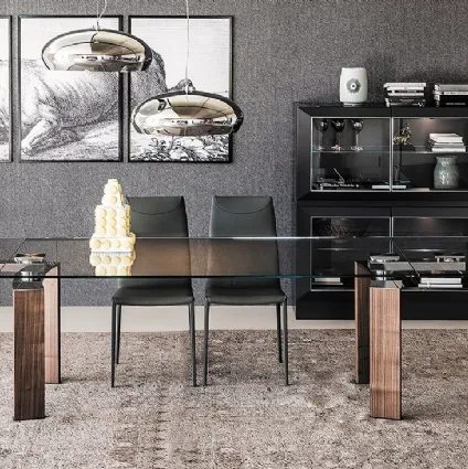 Tavolo allungabile in vetro con gambe in legno di noce Daytona di Cattelan Italia