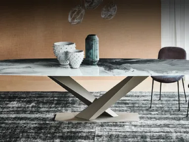 Tavolo con piano in cristallo con stampa artistica decorativa Stratos Crystalart di Cattelan Italia