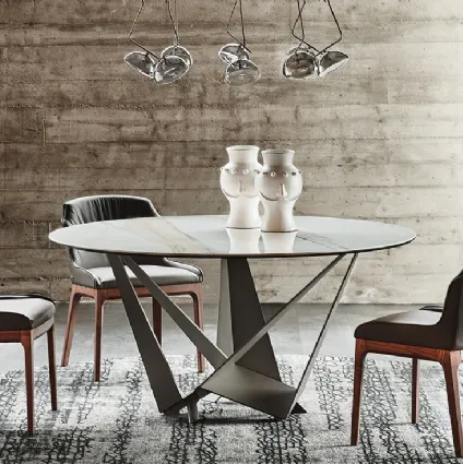 Tavolo rotondo in ceramica con base in acciaio Skorpio Keramic Round di Cattelan Italia