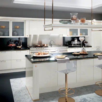 Cucina Classica Baccarat laccata lucida Bianca di Scavolini