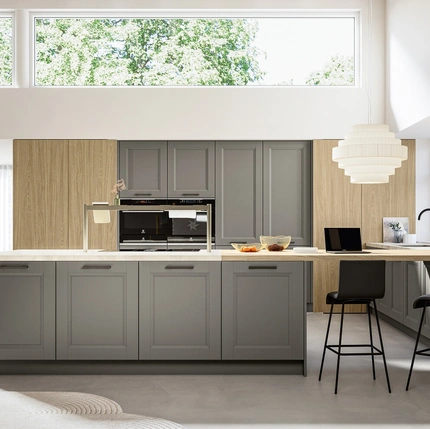Cucina Classica in laccato a poro aperto con isola Gioiosa di Arredo3