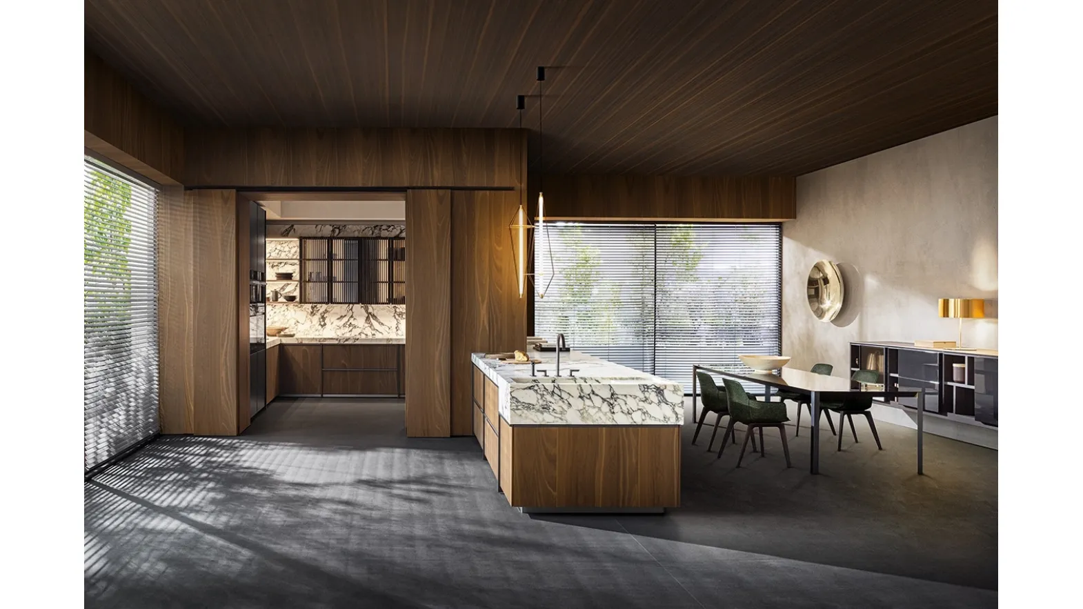 Cucina Design con penisola Ratio in Rovere Thermo e Vetro con top in marmo di Dada