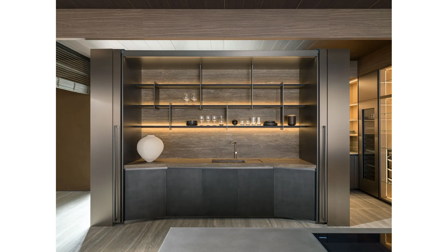 Cucina Design Tivalì 2-0 By Yabu Pushelberg in acciaio con top in marmo di Dada