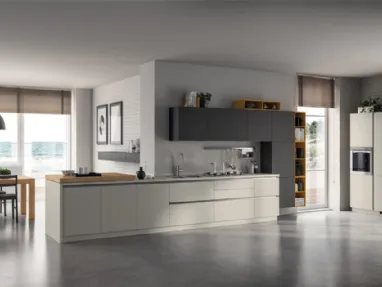 Cucina Moderna lineare Evolution in laccato opaco con piano in Rovere Nordic e decorativo Giallo Genziana e Antracite di Scavolini