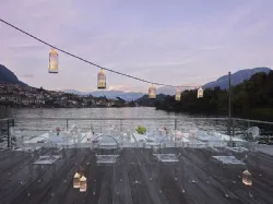 Invisible Table Outdoor di Kartell