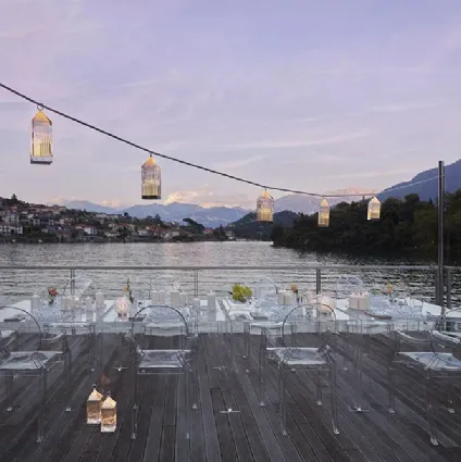 Invisible Table Outdoor di Kartell