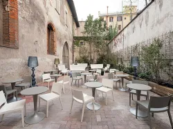 Sedia Lizz di Kartell